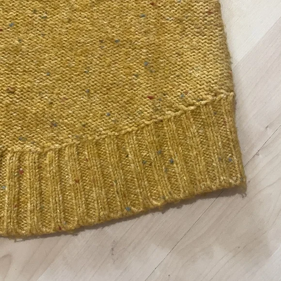 Prana. Beautiful golden with nubby colored flecks sweater. - Picture 5 of 11